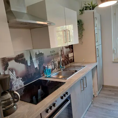 Gemuetliches, Voll Ausgestattetes Apartment Halle  Exterior photo